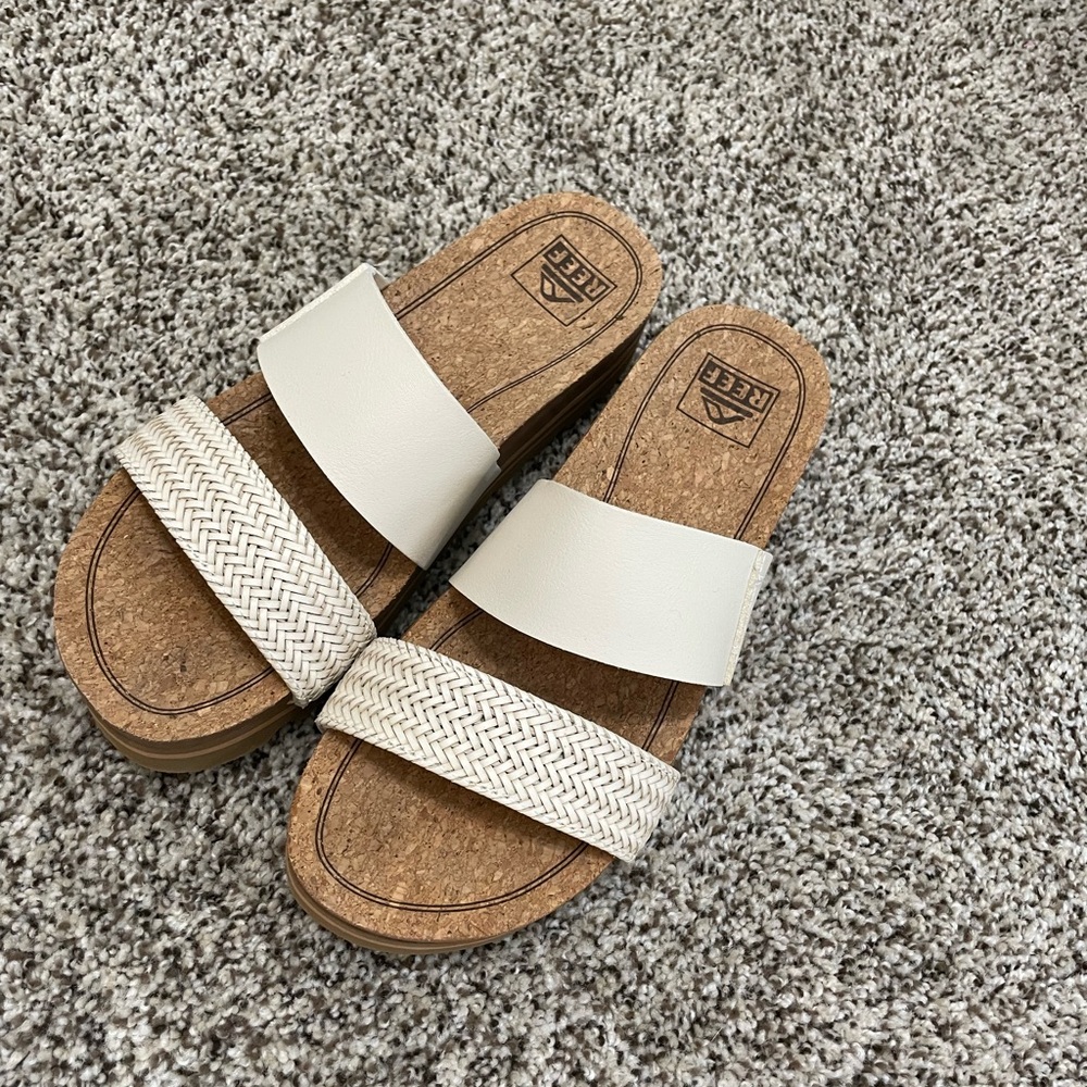 Reef- tan/cream Slide cork Sandals